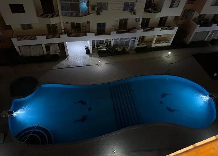 Apartment 1st Time Rental, 2 Bdr Apartment, Pool View, Intercontinental District *