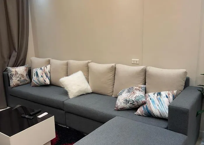 1st Time Rental, 2 Bdr Apartment, Pool View, Intercontinental District Apartment