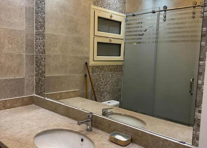 Apartment 1st Time Rental, 2 Bdr Apartment, Pool View, Intercontinental District *